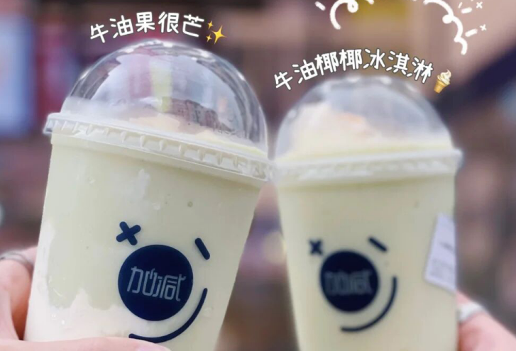 月博茶饮：别羡慕别人的奶茶店生意好，他们都
